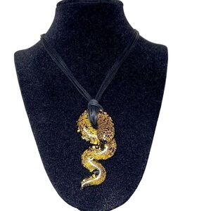 Antica Murrina hand crafted Venetian Glass serpentine pendant necklace